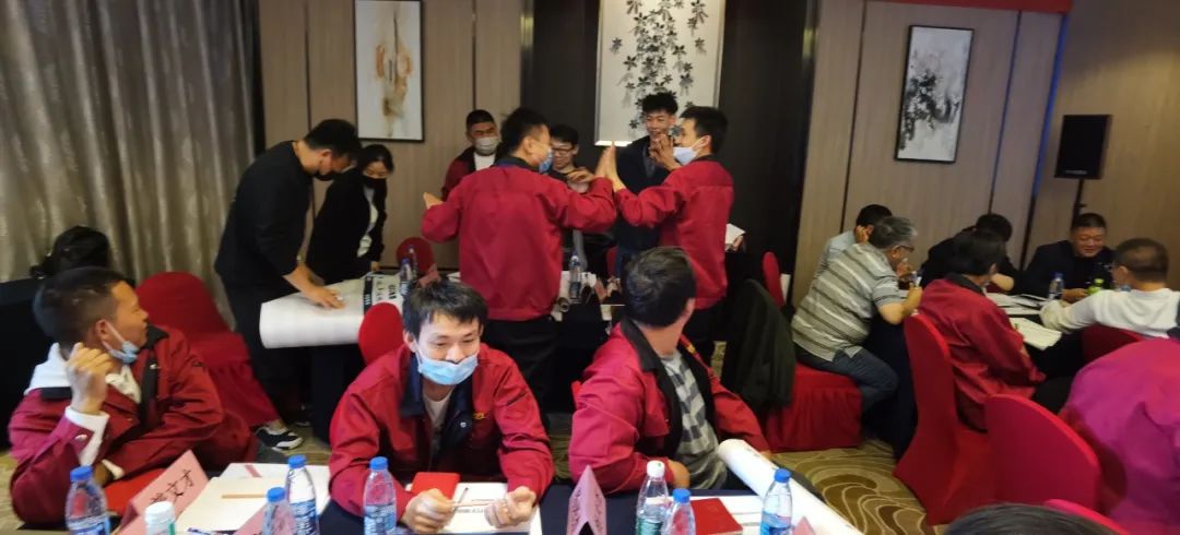 促提升，強(qiáng)管理！冠科集團(tuán)舉辦管理層領(lǐng)導(dǎo)力培訓(xùn)